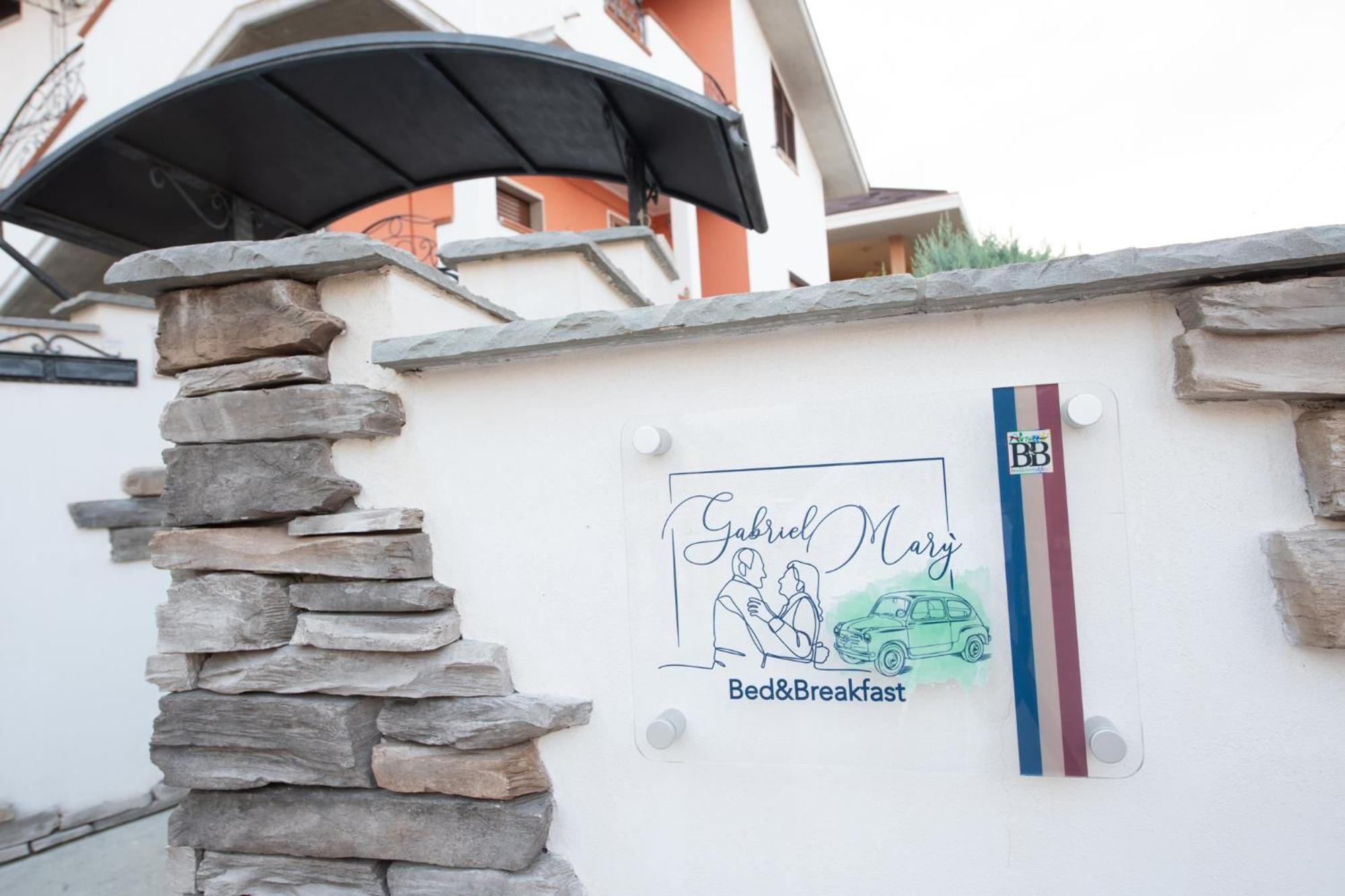 B&B Gabrielmary' Scafa Εξωτερικό φωτογραφία